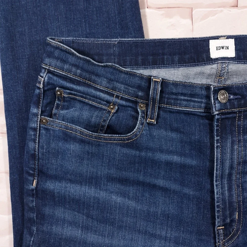 Edwin Jeans Size 32 x 26.5 Blue Cotton Blend Made In USA Frayed Cuff Tapered